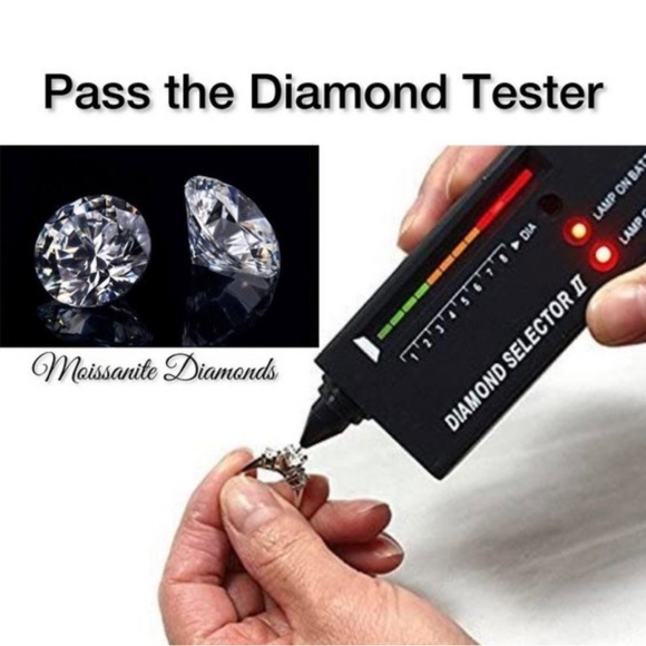 Grade D Moissanite - Picture 10 of 10